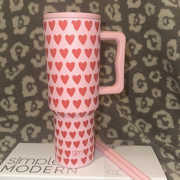 Simple Modern TREK 40oz Tumbler❤️Valentine’s Day Collection❤️in Sweetheart ❤️New - Picture 5 of 17